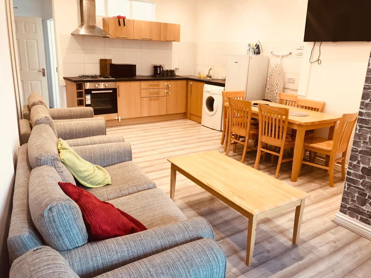 Entire Flat With Three Bedrooms N 2 غريت يورماوث المظهر الخارجي الصورة
